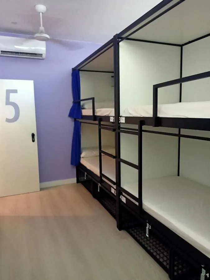 Palma Port Hostel - Albergue Juvenil Spagna