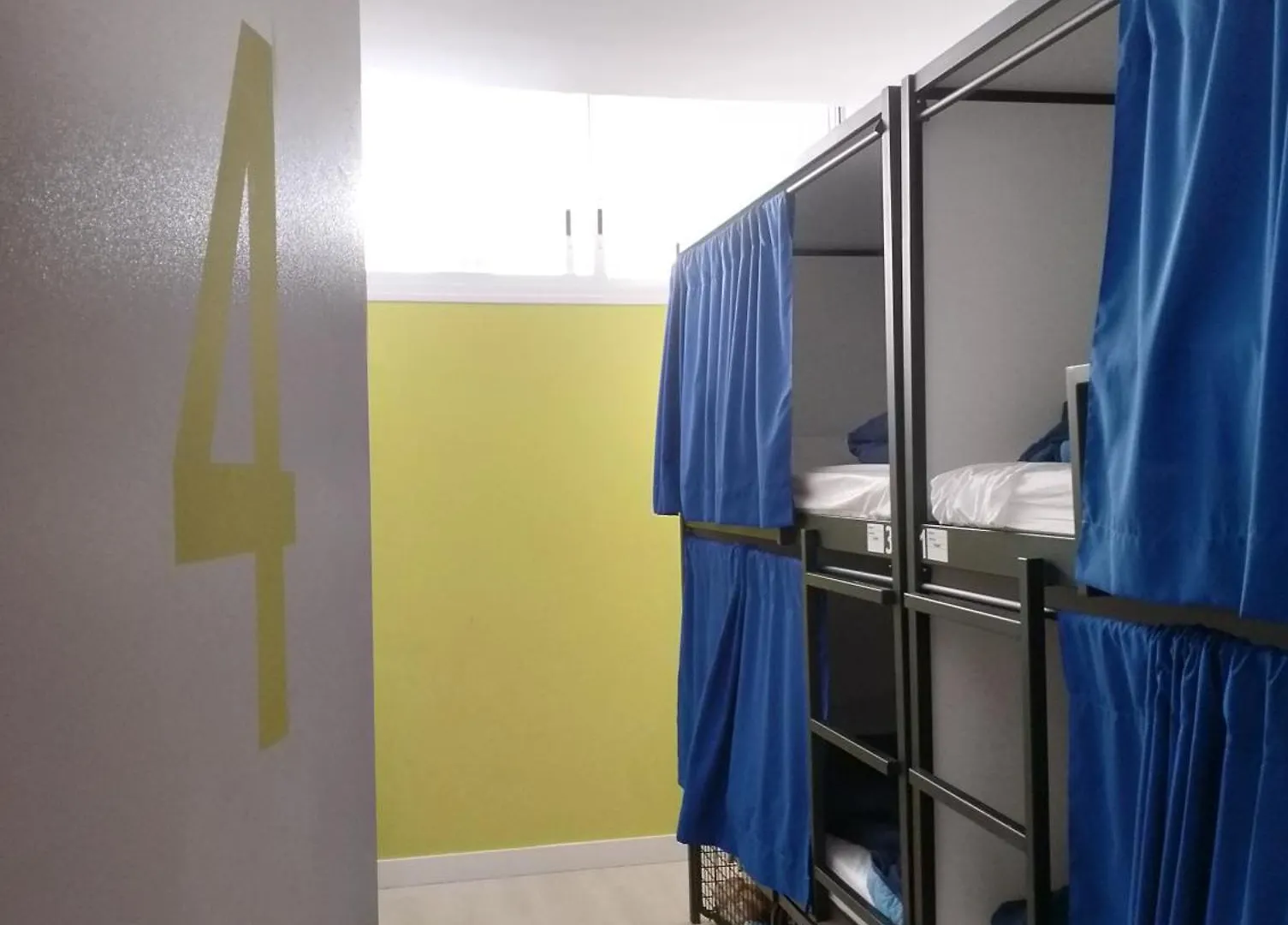 Palma Port Hostel - Albergue Juvenil