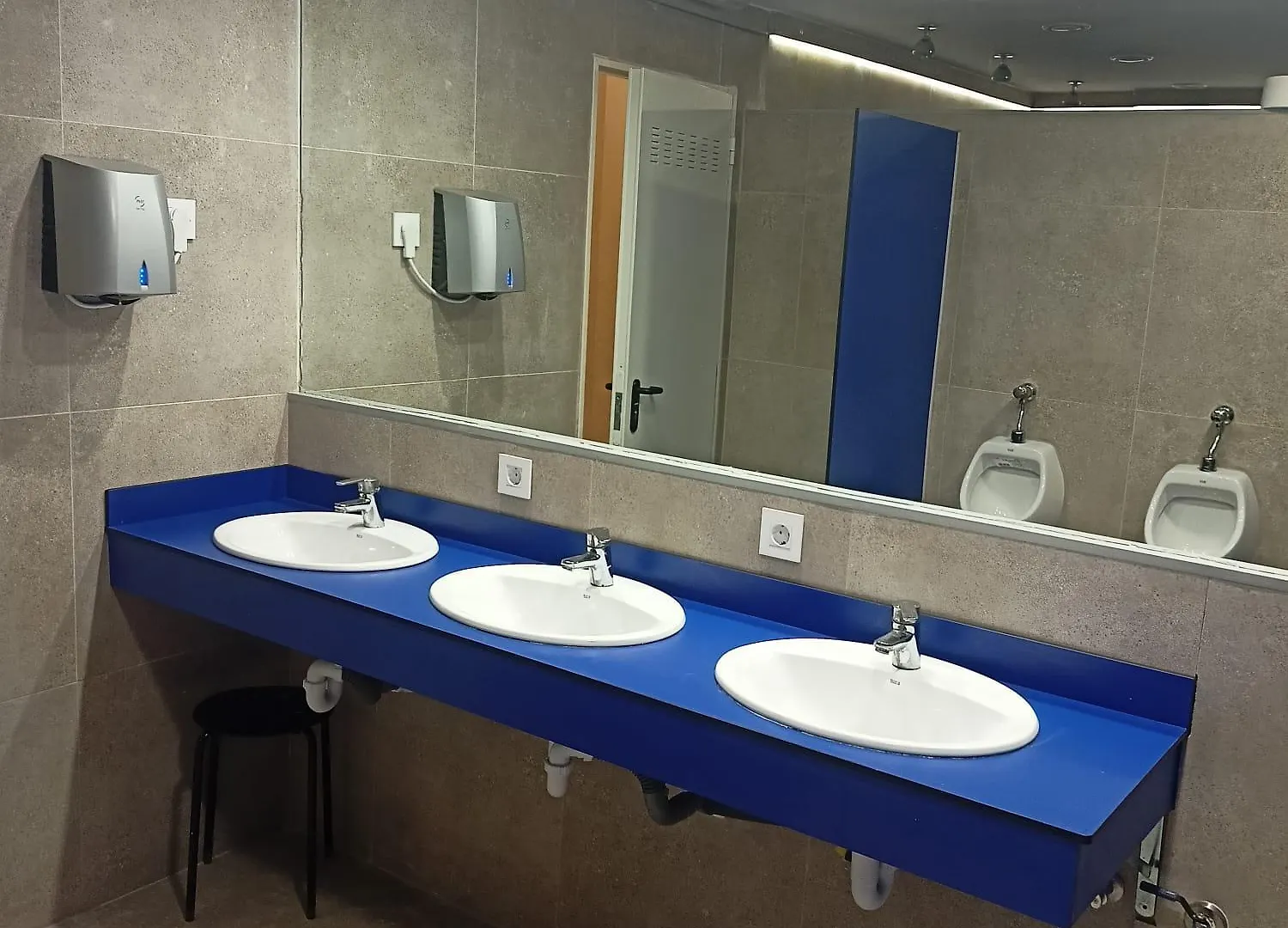 Palma Port Hostel - Albergue Juvenil Spanien